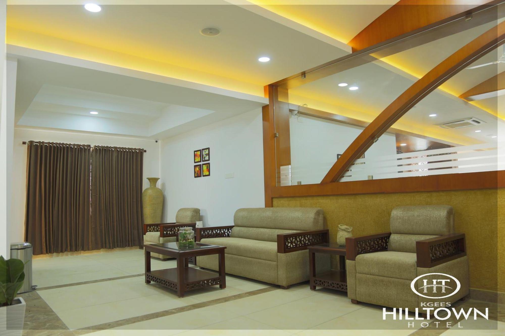 Kgees - Hill Town Hotel Kattappana ภายนอก รูปภาพ