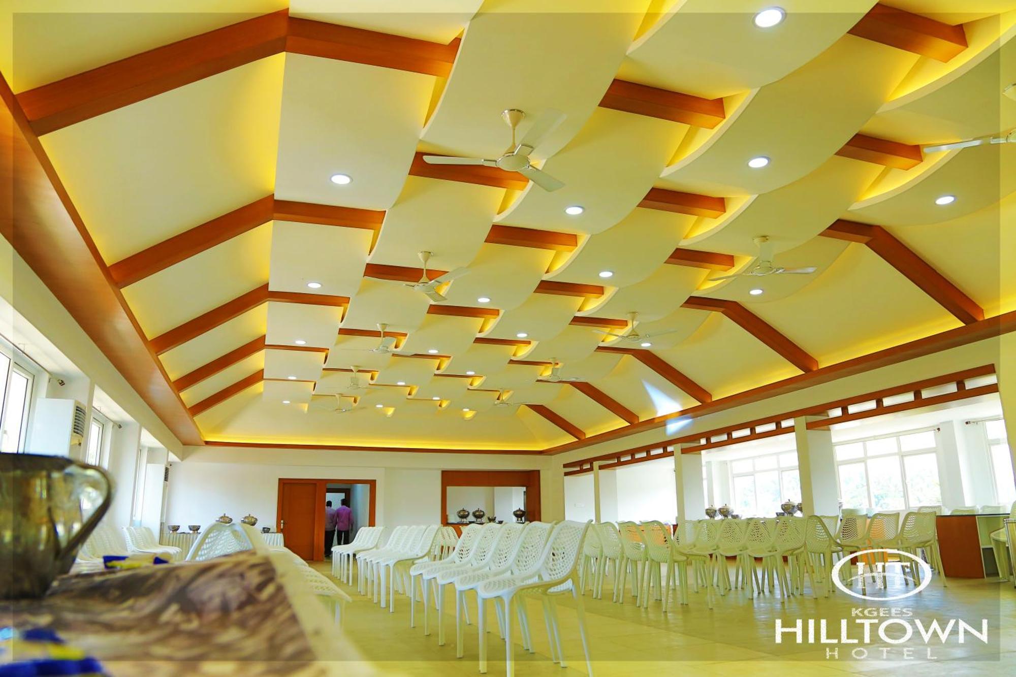 Kgees - Hill Town Hotel Kattappana ภายนอก รูปภาพ
